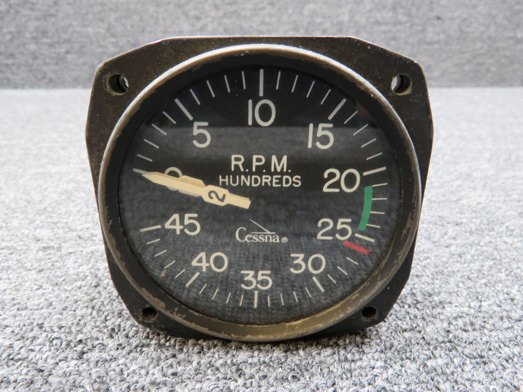 SP5515-CES (Alt: 8013605-9) Standard Products Dual Tachometer Indicator