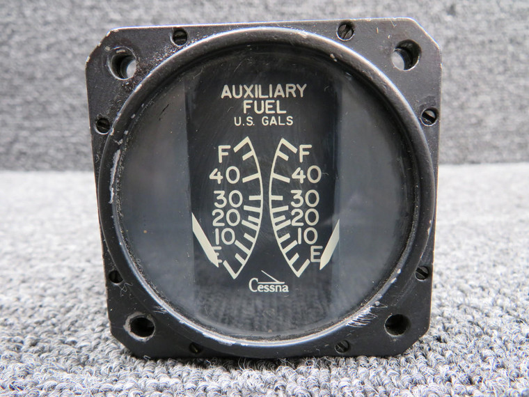CM2646L3 Aircraft Instruments Dual Auxiliary Fuel Indicator (Scratched Casing)