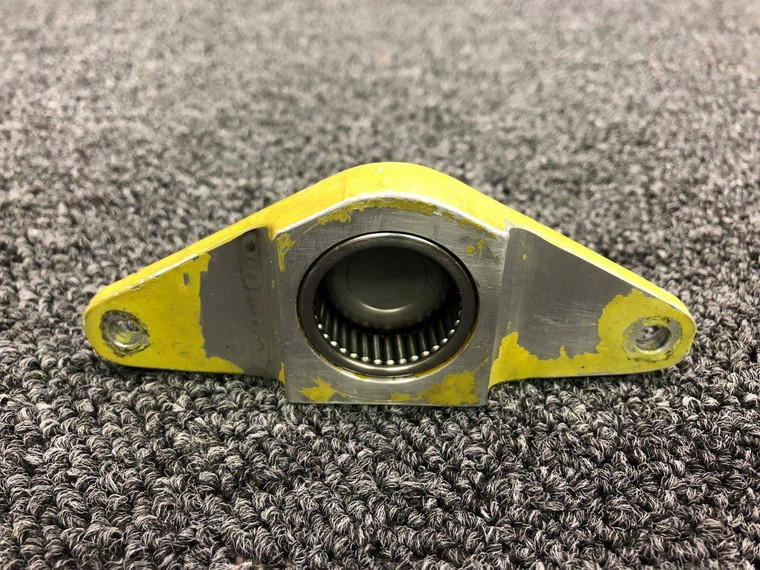 21041-000 Piper PA24-250 Gear Retracting Tube Bracket Assembly