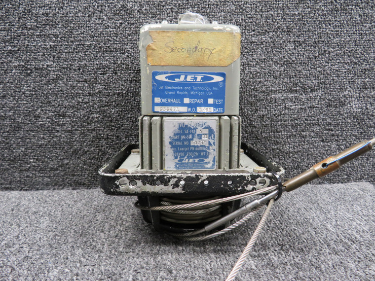 501-1067-01 (Alt: 6600163-1) JET SA-142A Servo Actuator w Mods &amp; Mount (28V)
