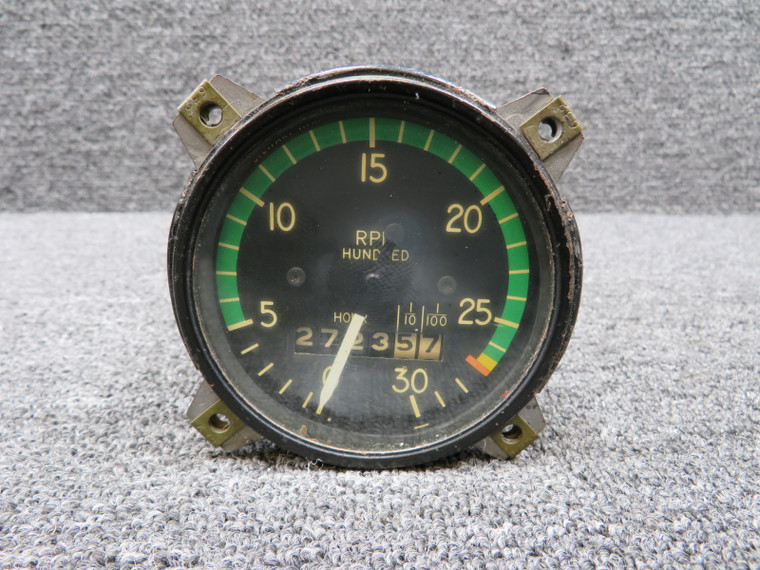 831113 Stewart-Warner Recording Tachometer (Hours: 2723.57) (Loose Parts) (Core)
