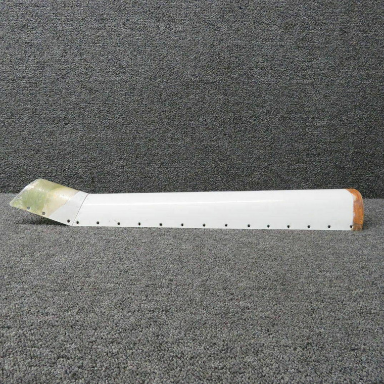 58-100021-14 / 96-110007-40 Beech 58 Skin RH INBD &amp; OUTBD Nose