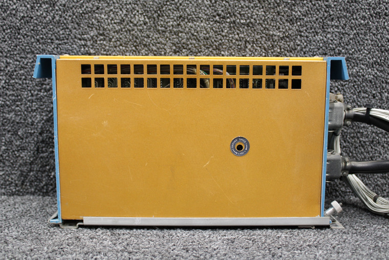 DME-195 Narco Interrogator Receiver Unit with Tray (Volts: 11-32)