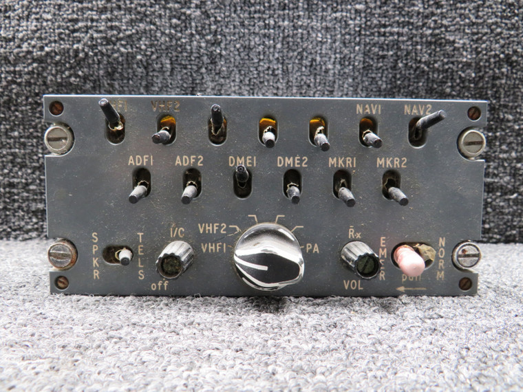 B692-229 Racal Acoustics Station Box