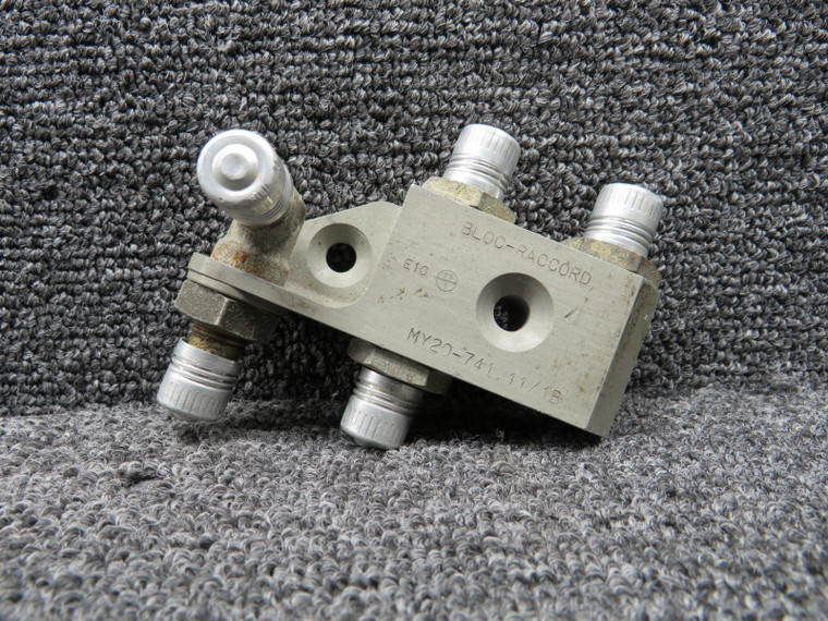 MY20-741-11-1B Hydraulic Block with Green Repairable Tag (Core)
