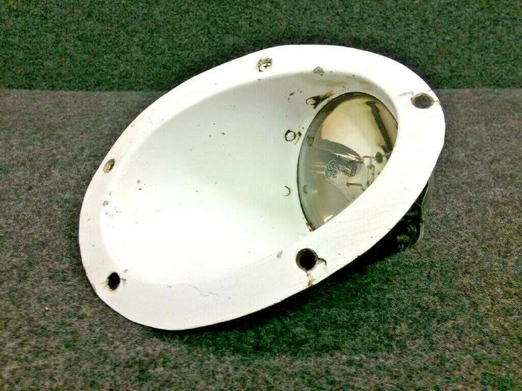 2252051-1 Cessna TR182 LH Landing Light Housing Assy w/ Light (2252051-9)