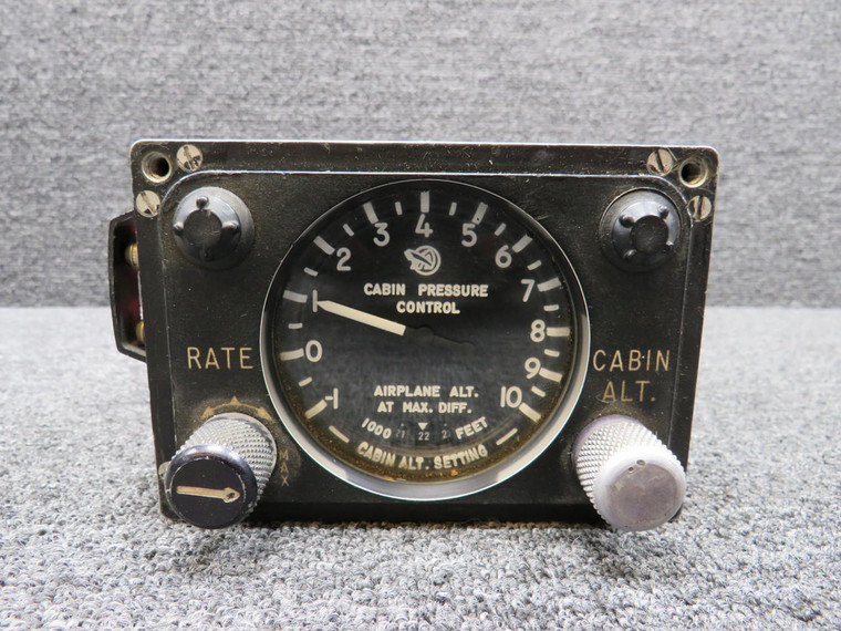 102464-7 Airesearch Series 1 Outflow Valve Control (Worn Knob and Casing)