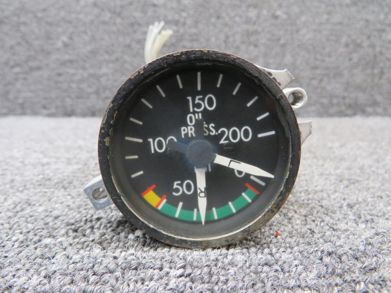 S208-5 Gates Learjet Dual Oil Pressure Indicator with Connector