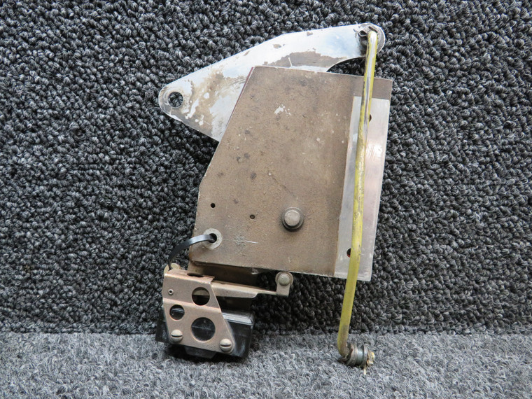 95-550002-31, BZ-R31 Beechcraft 58 Cabin Heater Control Bellcrank, Switch, Link