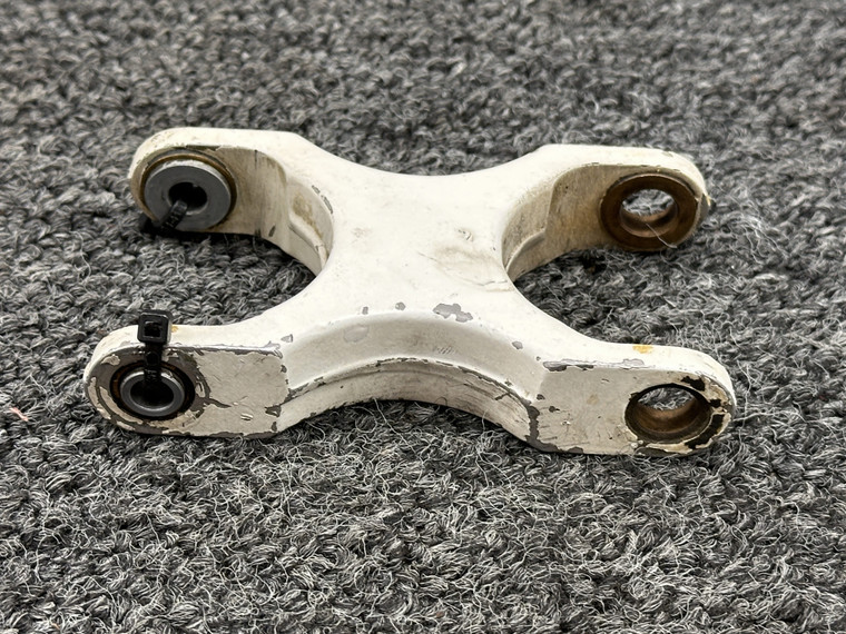 269A1311-1 Hughes Schweizer 269C Main Rotor Arm Assembly
