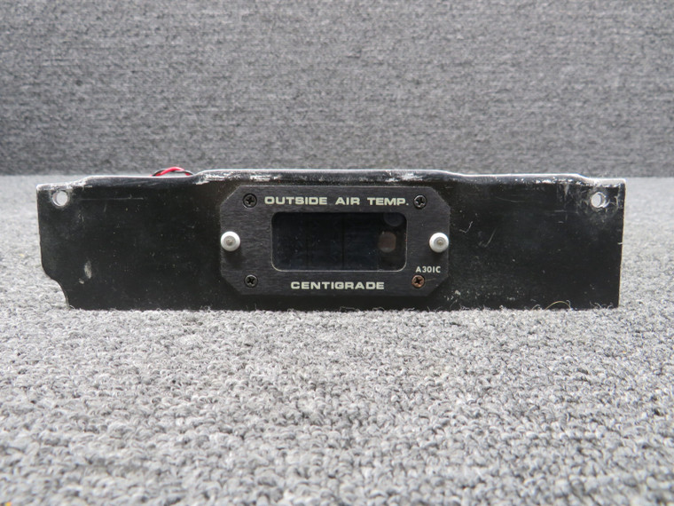 301 Davtron A301C Digital Outside Air Temperature Indicator w Mount (Centigrade)