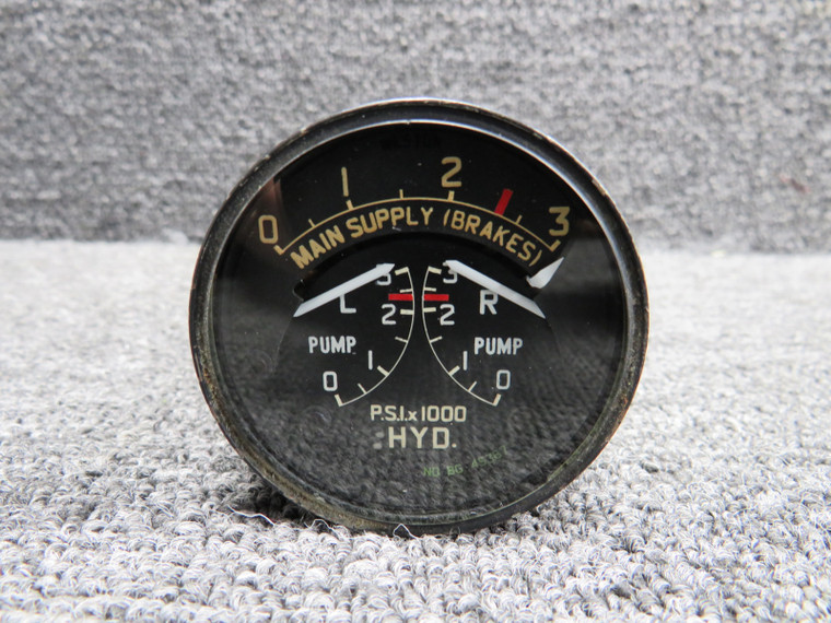 S214-1-60K Weston Tri Pressure Brake Indicator (Worn Face)