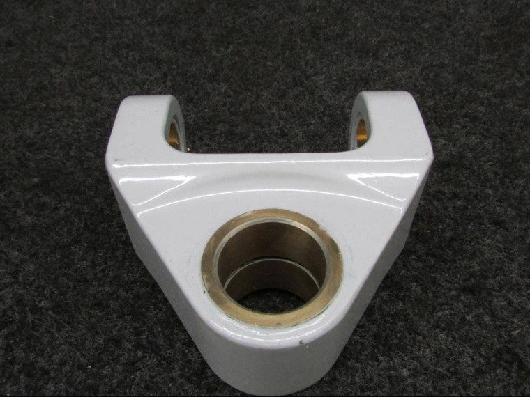 65B05493-1 Boeing Fitting Assembly Universal W/ Serviceable Tag (SA)