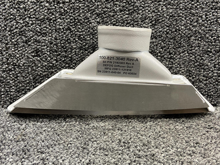 100-821-5210-D02, 100-821-3040 Kodiak 100 Defog Diffuser Assy RH w Stub