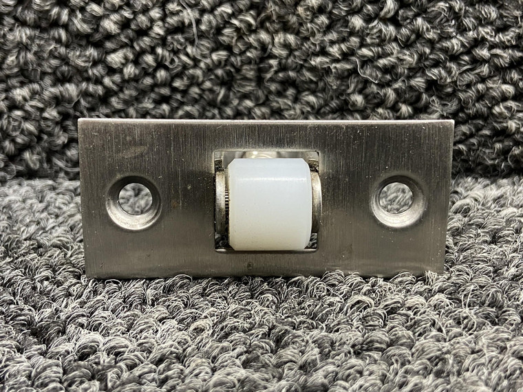 8040A21 Kodiak 100 Crew Door Catch Roller Assembly