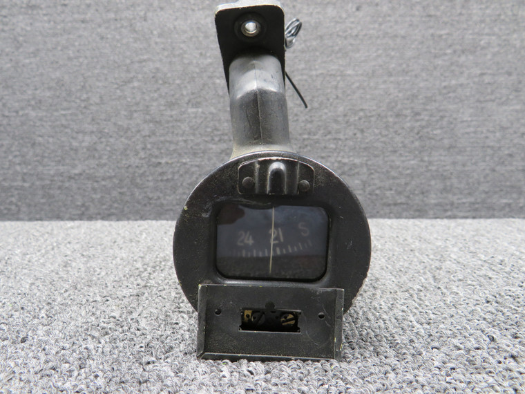 C2400-L4VW-310-RG Airpath Compass Ind., Lighted (Windshield Mount) (No Fluid)