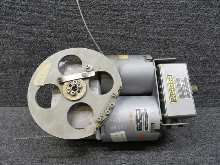 065-0003-00 (Alt: MG1131) King Radio Pneumatic Actuator Assembly