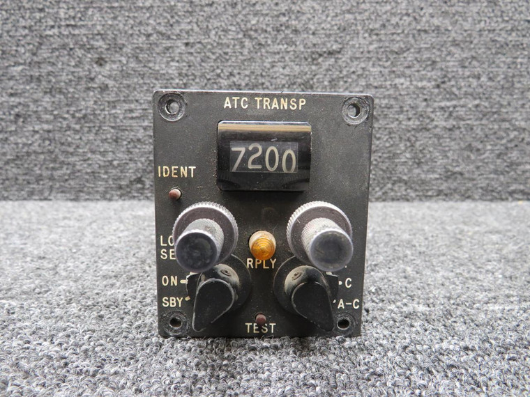 ATC Transponder Control Unit (Worn Knobs)
