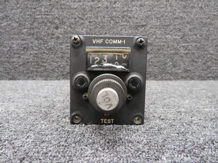 VHF Comm-1 Communication Control Unit (Cracked Screen) (Core)
