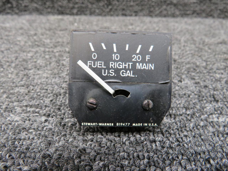 819477 Stewart-Warner Right Main Fuel Quantity Indicator (Rusted) (Core)