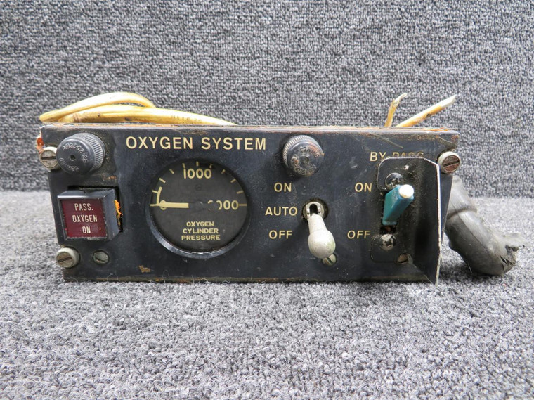 AW-17-8-27-E5, GBC-300-37 Oxygen System Panel with Connector