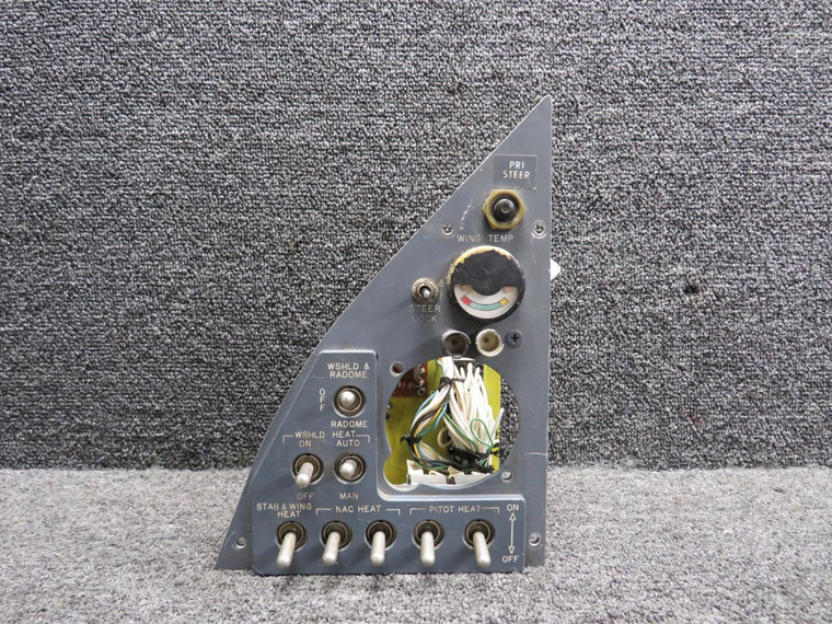 2481511-10, 6600144-2 Learjet Pilot Panel w Hickock Wing Temp Indicator