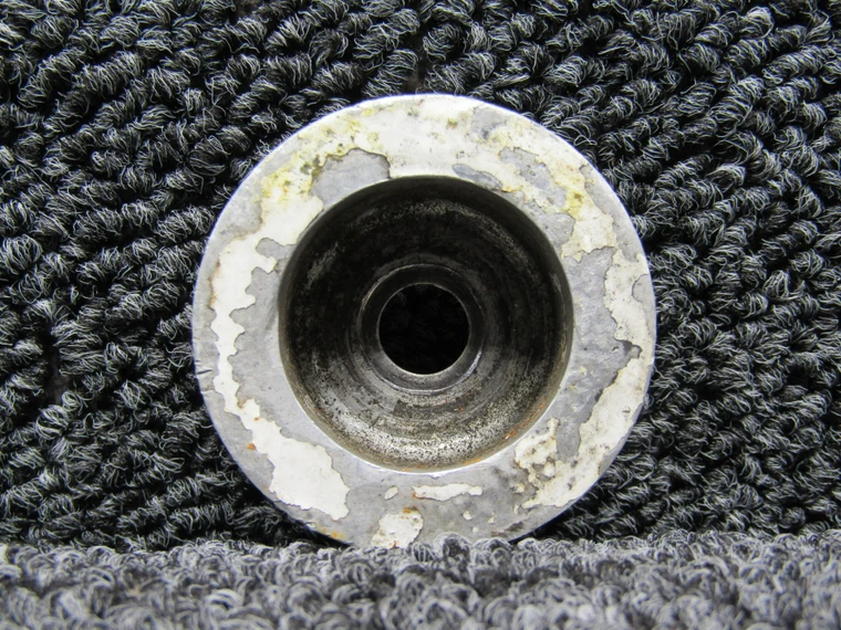 35158-002 Piper PA32-260 Axle Plug (Worn)