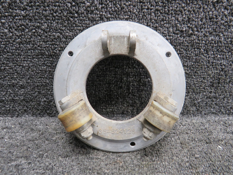 35-524125 Beechcraft 1900C Hangar Assembly (Missing Wheel) (Worn)