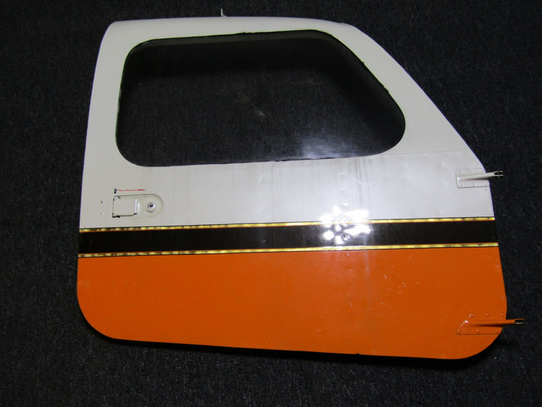 68185-000 Piper PA32-260 Forward Cabin Door Assembly