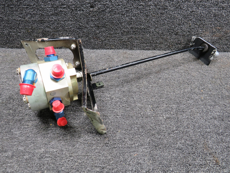 825-1 H&amp;E Fuel Selector Valve with Long Selector Switch and Mount