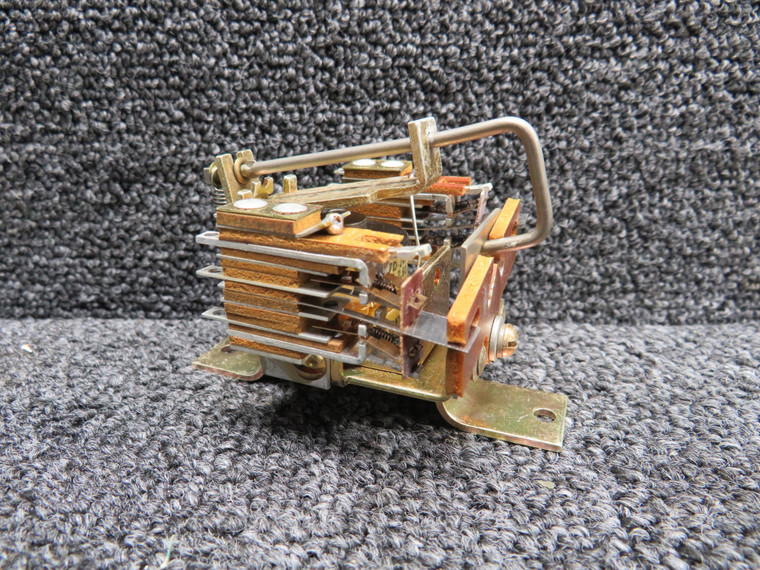 PC17D Potter &amp; Brumfield Relay (Volts: 24, Amps: 7.5) (New Old Stock)