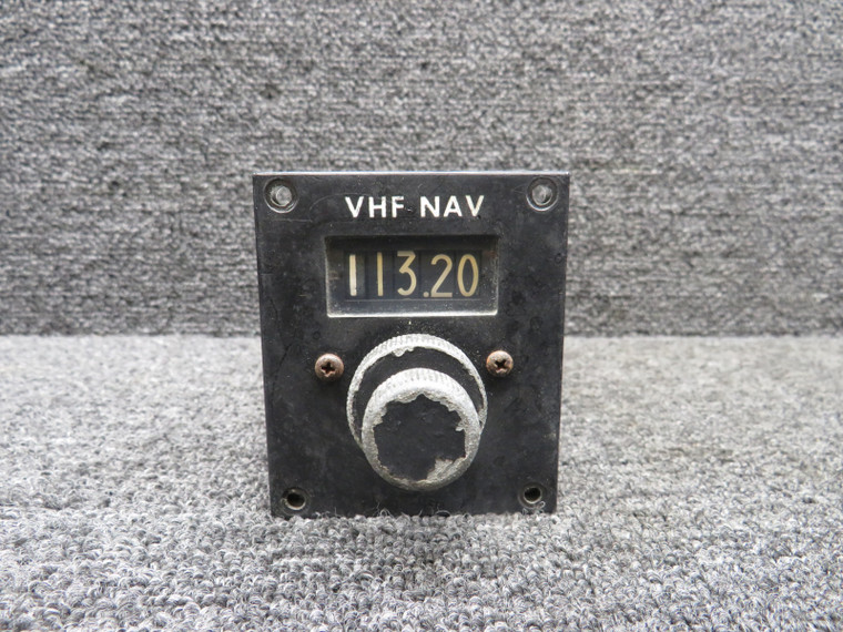 071-1013-00 King Radio KFS-560 VHF Nav Control (Worn Knobs)