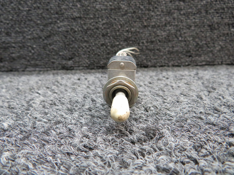 8812K14 (Alt: MS35059-27) Cessna Citation Primer Switch