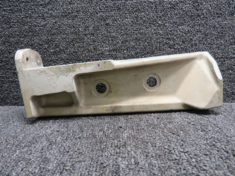 2241104-6 Cessna R182 Landing Gear Support Outboard RH