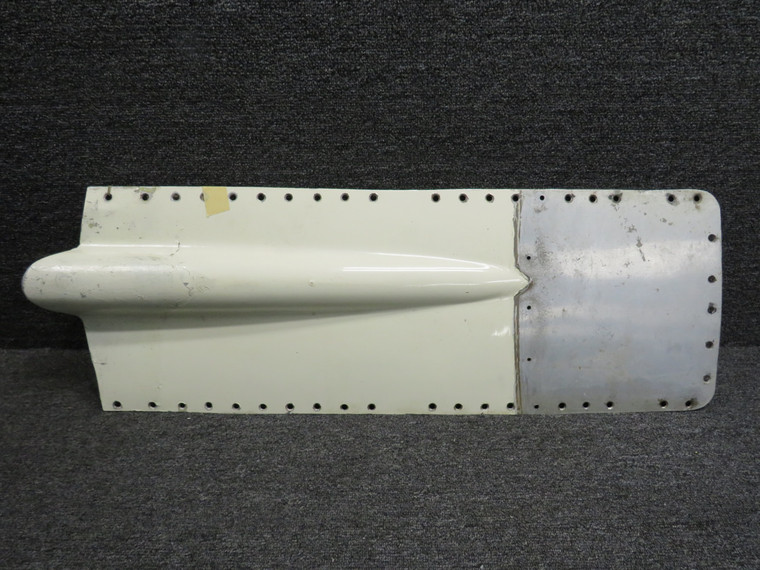 6211190-39 Cessna 650 Nose Landing Gear Access Panel Assembly