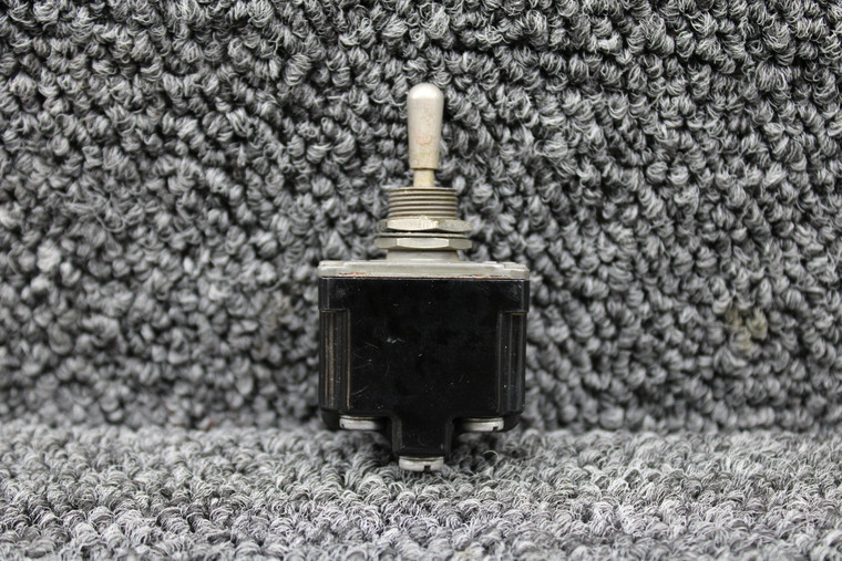 2TL1-7 (Alt: MS24524-27) Micro Switch Toggle Switch