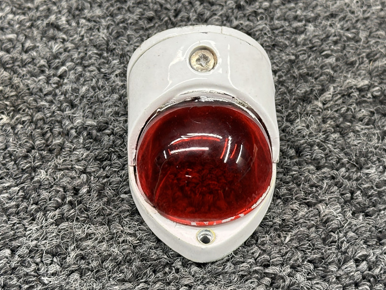 AN3032-5, AN3042-1 Beechcraft 95-B55 Wing Tip Light Retainer LH
