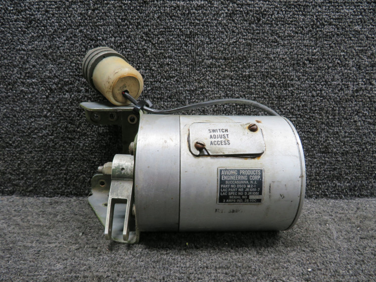 D503M2-1 (Alt: JR1051-7) Avionic Products Flap Follow Up Switch with Bracket