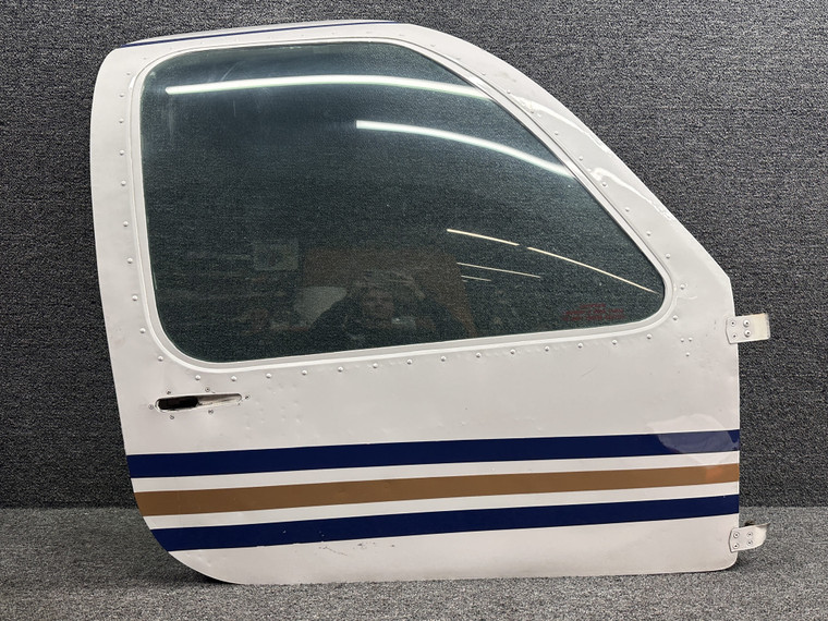 36-420010-605 (Use: 36-420010-621) Beechcraft 95-B55 Cabin Door Assy (Tinted)