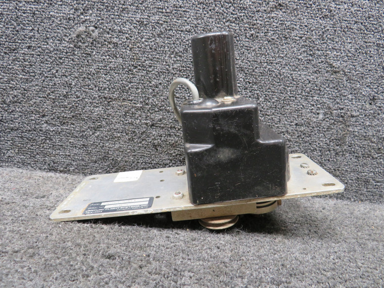1C469-6-443 Century Flight Systems Servo Assembly with Mounting Bracket