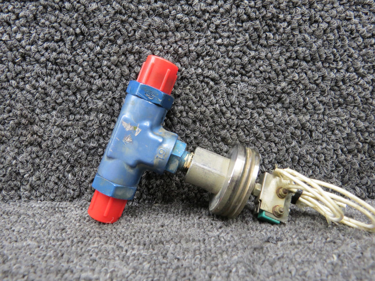 717-6047-1 (Alt: 9910058-1) Fuel Pressure Sending Unit
