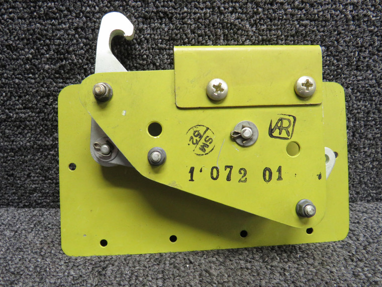 205-1-072-01 SIAI-Marchetti S205 Cabin Door Latch Assembly RH (New Old Stock)