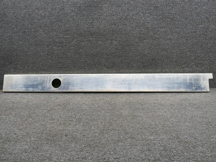 0721400-28 Cessna 182 Channel (NEW OLD STOCK)