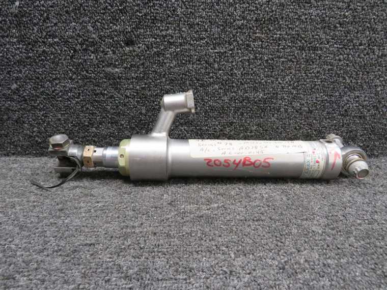 68620 Sterer Thrust Reverser Actuator Assembly (Broken Lower Fitting) (Core)