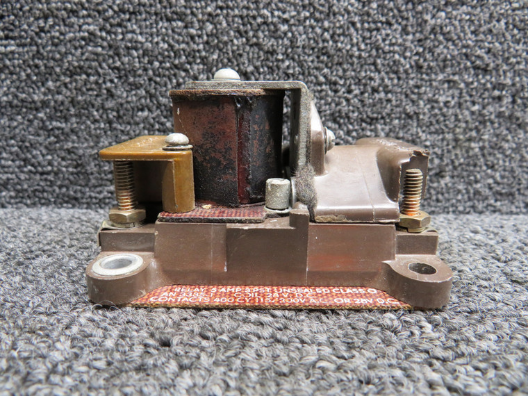 9565H5A Cutler-Hammer AN3335-1 Relay (Volts: 28, Amps: 5) (Chipped)