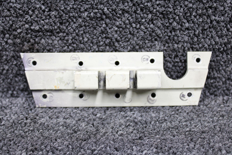 410025-000 Mooney M20M Stabilizer Stinger Trim Fitting