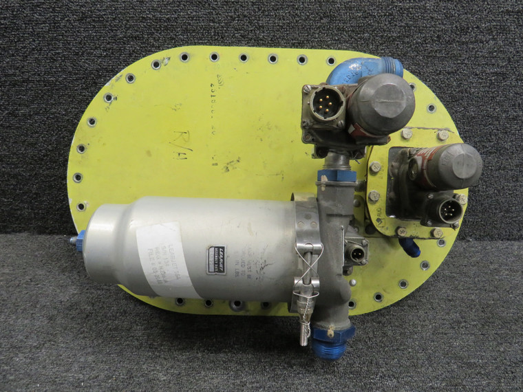 AV16E1182, AV24B1119B, 7577295 Learjet 35A Fluid Pressure Filter &amp; Valve Assy