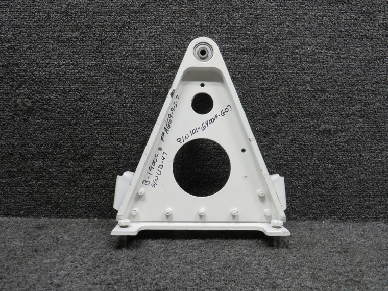 101-640014-607 Beechcraft 1900C Rudder Hinge Assembly Center