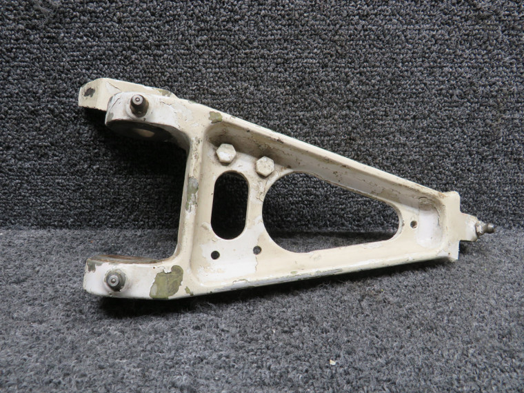 50-810032-8 Beechcraft King Air 90 Landing Gear Upper Knee Assembly