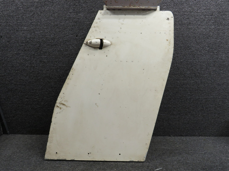 47AT-396 Falcon 20 Main Gear Door RH w Green Repairable Tag (Core)